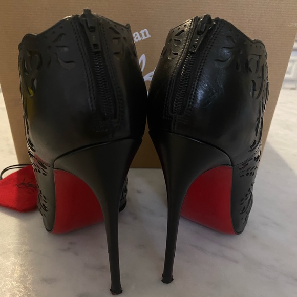 Christian Louboutin black booties - Picture 7 of 7